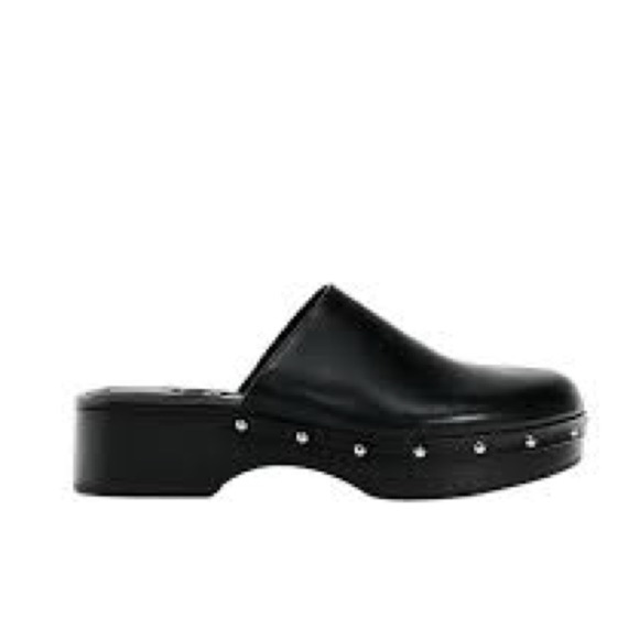 NWOT. Zara Black Studded Clogs. Size 6,5. - Picture 1 of 8